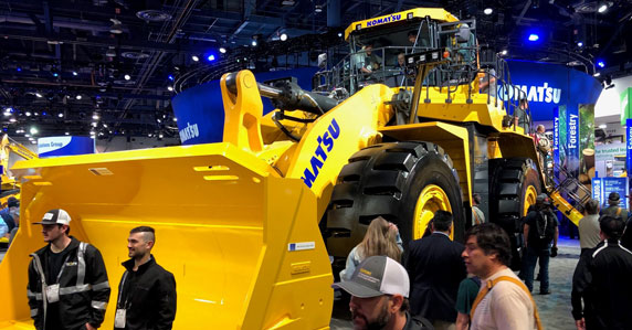Komatsu Wheel Loader Komatsu wheel loader WA800-8 at CONEXPO 2020
